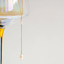 Elegant Pearl Lariat Necklace